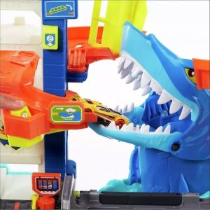 Hot Wheels City Köpek Balığından Kaçış HDP06