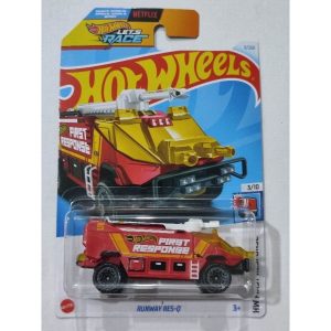 HOTWHEELS RUNWAY RES-Q 2024 HTC88