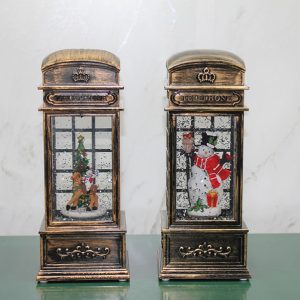Telefon Kulübesi Tasarımlı Yılbaşı Temalı Işıklı Müzikli Kar Küresi Model 1
